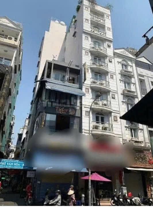 Khách sạn cho thuê dài hạn 35 phòng tại Bùi Viện, Quận 1 - Mặt tiền đẹp phố đi bộ!