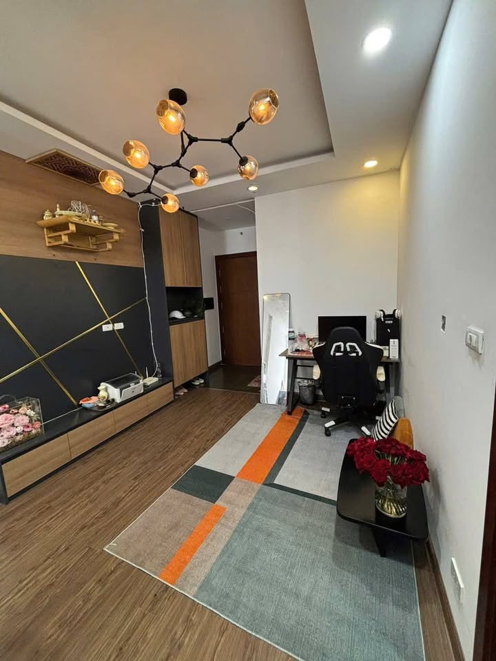 Căn hộ Eco Lake View Định Công 53m² giá 5.3 tỷ - Full nội thất đẹp, sổ đỏ chính chủ!