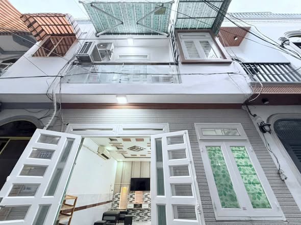 Nhà Gò Vấp 24m² giá 3.58 tỷ - Khu dân cư an ninh yên tĩnh!