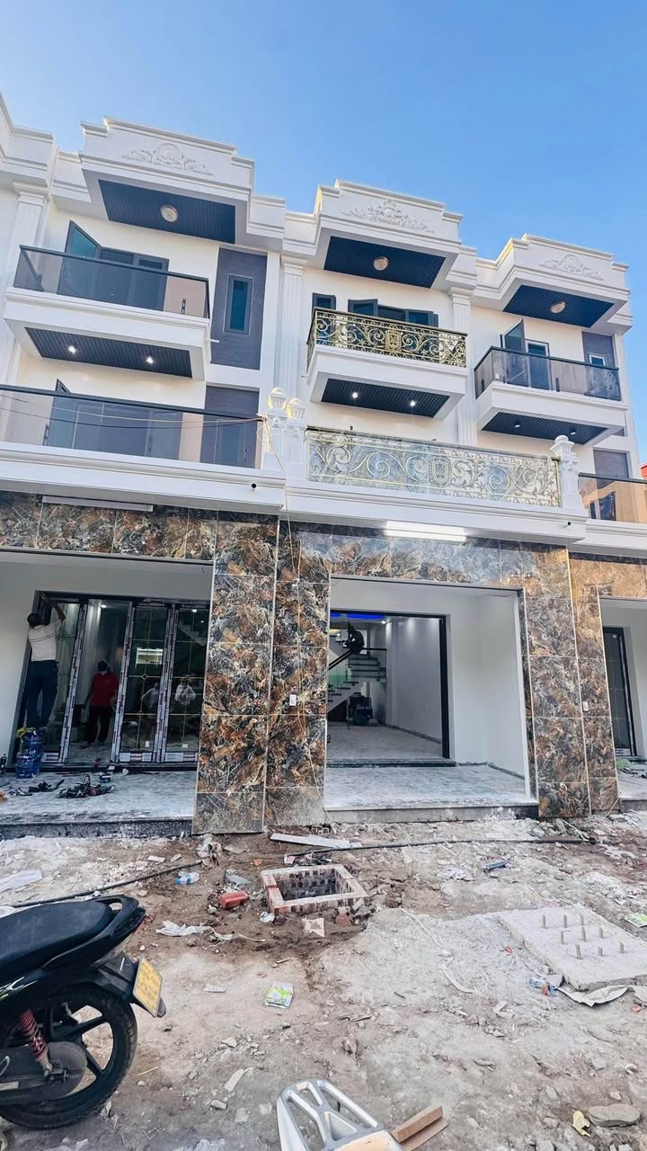 Nhà 3 tầng An Đồng 58m² giá 3.3 tỷ - Ô tô đỗ cửa, vị trí đắc địa!