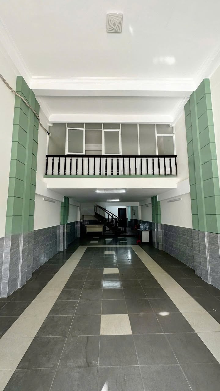 Cho thuê nhà 3 tầng Lê Thanh Nghị 124m² - Phù hợp làm văn phòng, spa