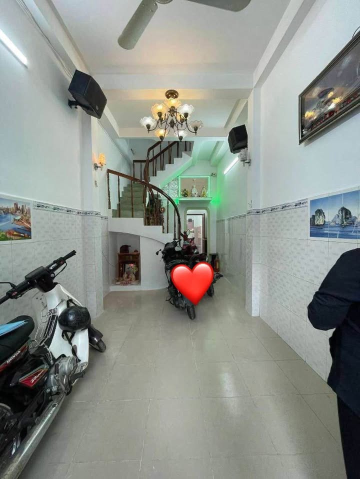 Nhà phố Hòa Hưng, Quận 10, 60m² giá 10 tỷ - Đầu tư sinh lời cực tốt!