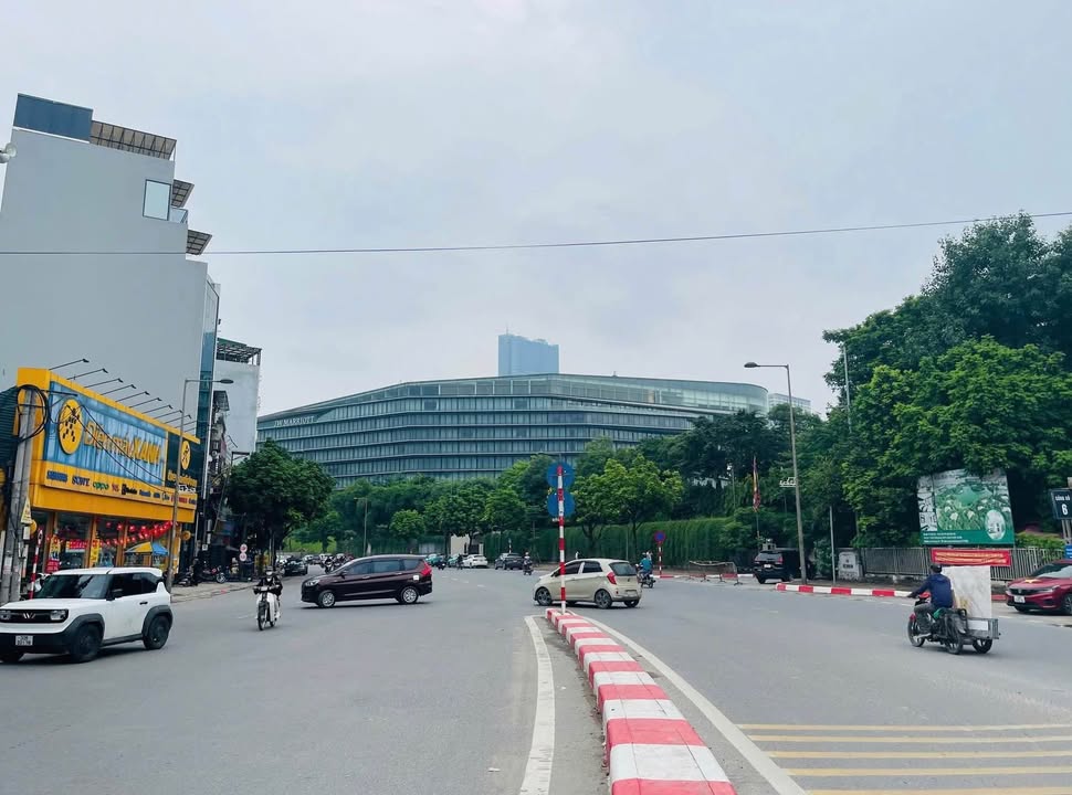 Nhà mặt phố Miếu Đầm 157m² giá thương lượng - Cơ hội đầu tư đẳng cấp!