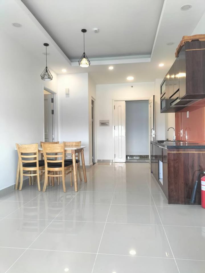 Chung cư 9 View quận 9 2PN giá 7 triệu - Căn góc với view Landmark đẹp