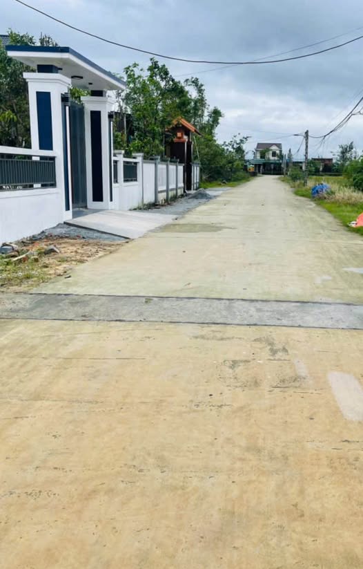 Đất nền Trần Phú, Hà Tĩnh 160m² giá 1.2 tỷ - Vị trí đẹp, tiềm năng sinh lời!