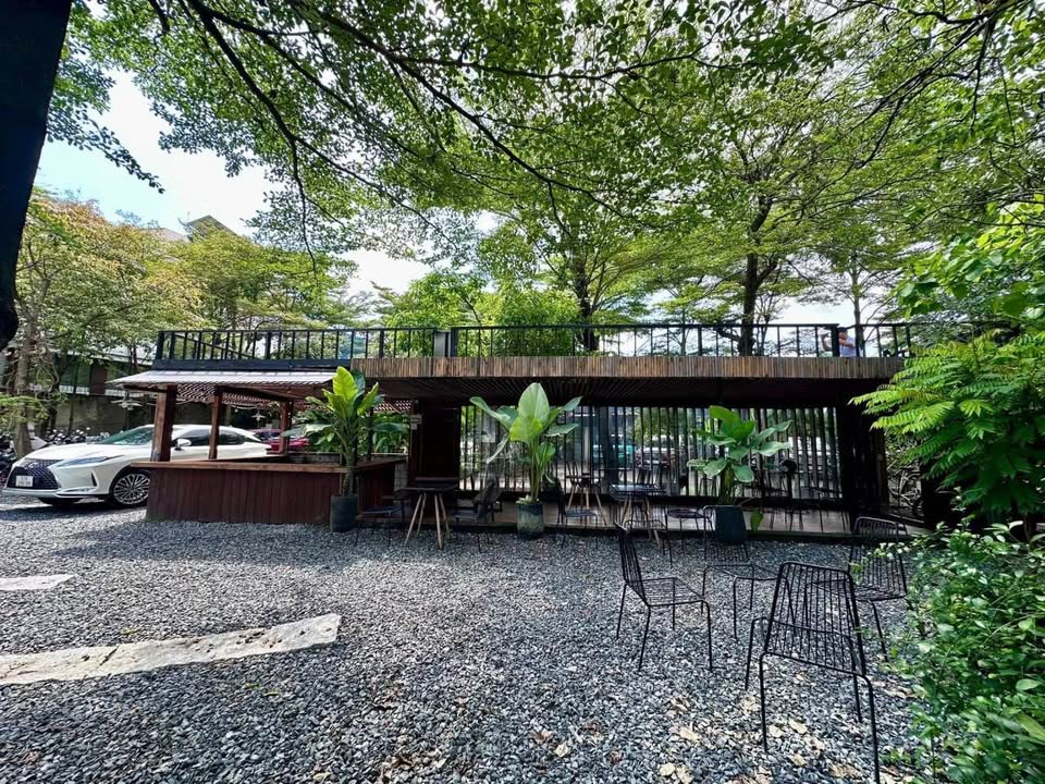 Cho thuê mặt bằng Tổ hợp Thảo Điền, Thủ Đức 150m² giá 110 triệu - Vị trí đắc địa cho kinh doanh!