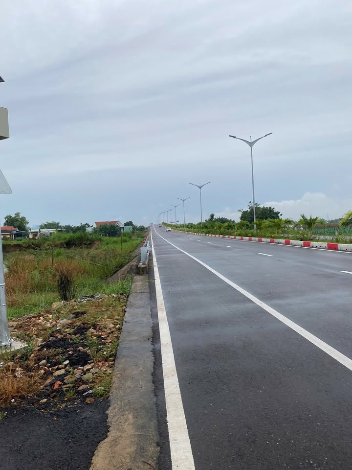 Đất trồng cây Phước Hiệp 1484m² giá 300 triệu - Sổ hồng chính chủ, bớt lộc!