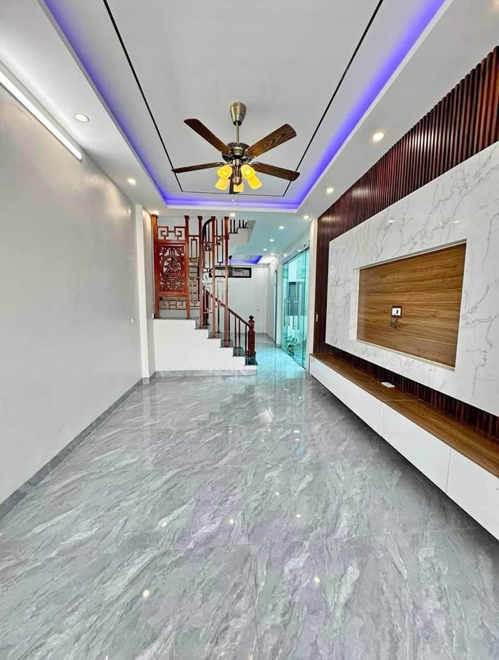 Bán nhà 4 tầng mặt đường Cầu Đông, Lộc Vượng, 78m² - Kinh doanh sầm uất!