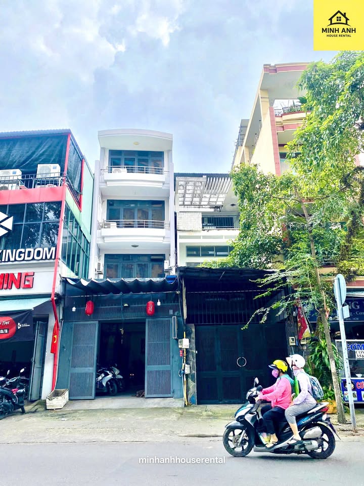 Nhà phố cho thuê mặt tiền đường Nguyễn Thái Bình, Tân Bình 90m² - Không gian rộng rãi, thoáng đãng!