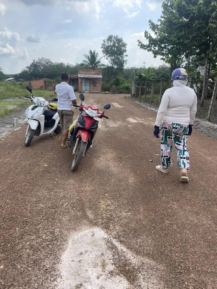 Đất nền 245m² tại ấp 6, Tân Hòa, Tây Ninh - Giá chỉ 240 triệu!