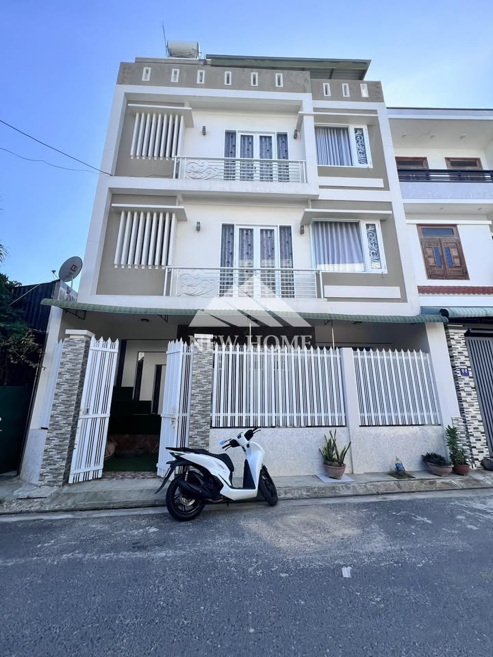 Nhà cho thuê 3 tầng Phước Long 120m² giá 12 triệu - Nội thất đầy đủ, chỉ việc vào ở!