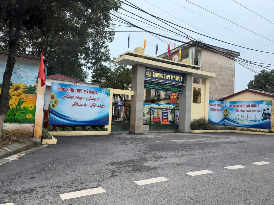 Bán đất đẹp tại Hương Sơn, Mỹ Đức - Diện tích 80m² giá chỉ 1 tỷ!