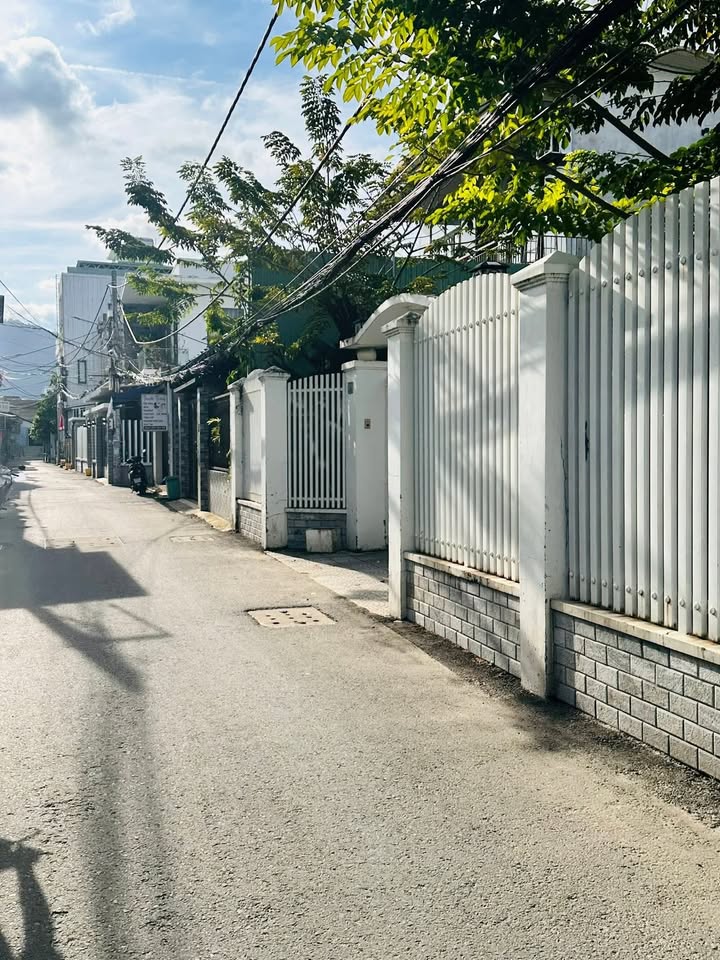 Nhà 2 Tầng 97 Nguyễn Lương Bằng 150m² giá chỉ 5 tỷ - Cơ hội đầu tư tuyệt vời!