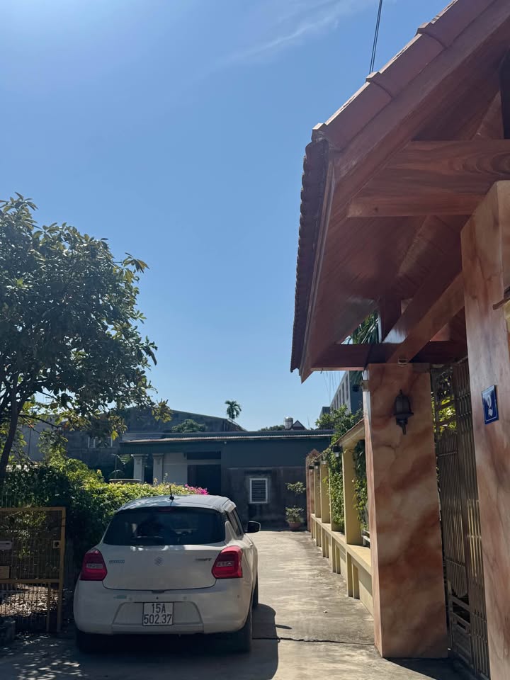 Nhà góc Khánh Thịnh, An Hồng, Hải Phòng 137.8m² giá 2.6 tỷ - Thiết kế tiện nghi, ô tô đỗ cửa!