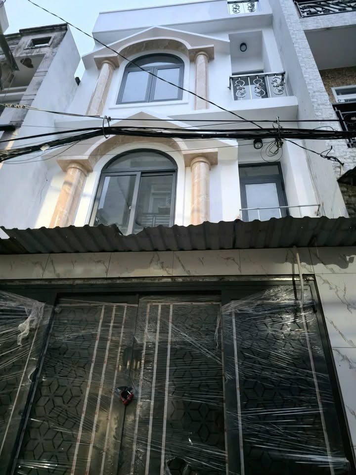 Nhà 4 tầng đẹp Lê Văn Quới, Bình Tân 24m² giá 3.95 tỷ - Hẻm xe hơi đỗ cửa!