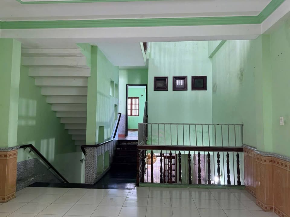 Nhà 1 trệt 1 lầu Tân Hiệp, Biên Hòa 166m² giá 6 tỷ - Kinh doanh thuận lợi!