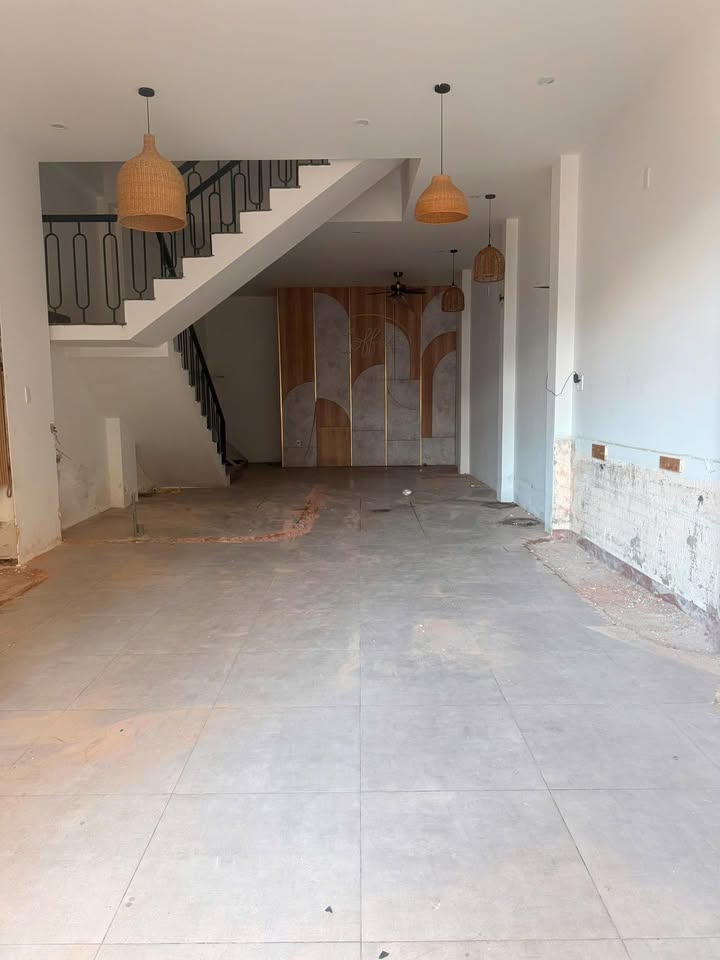 Cho thuê nhà nguyên căn 3 tầng An Thượng 1, Đà Nẵng 90m² - Vị trí đắc địa, kinh doanh thuận lợi!