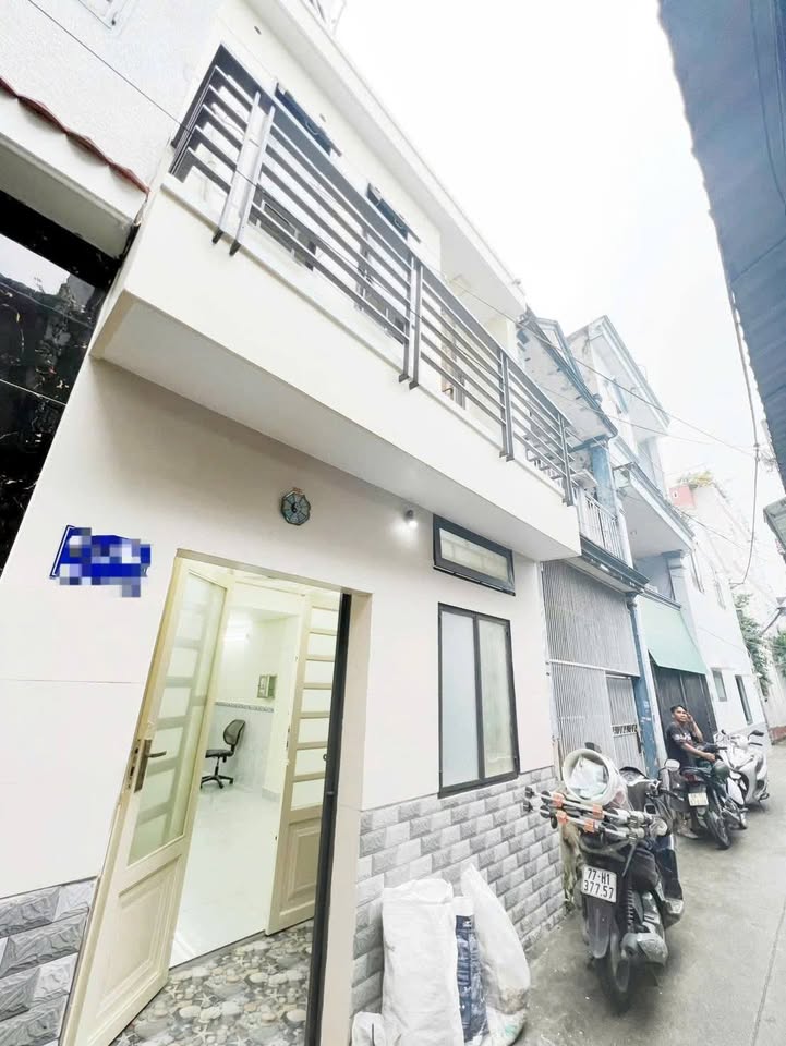 Nhà đường Phạm Văn Bạch, Tân Bình 33m² giá 3.68 tỷ - Đầu tư sinh lời ngay!