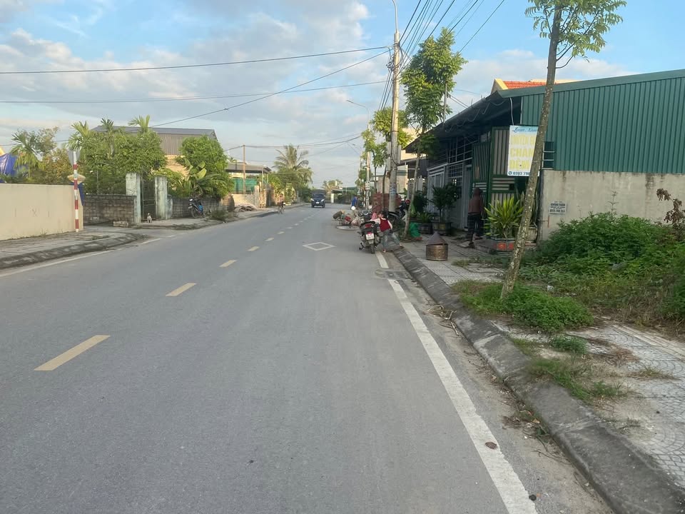 Đất nền Uông Bí 100m² giá 1 tỷ - Đầu tư sinh lời ngay!