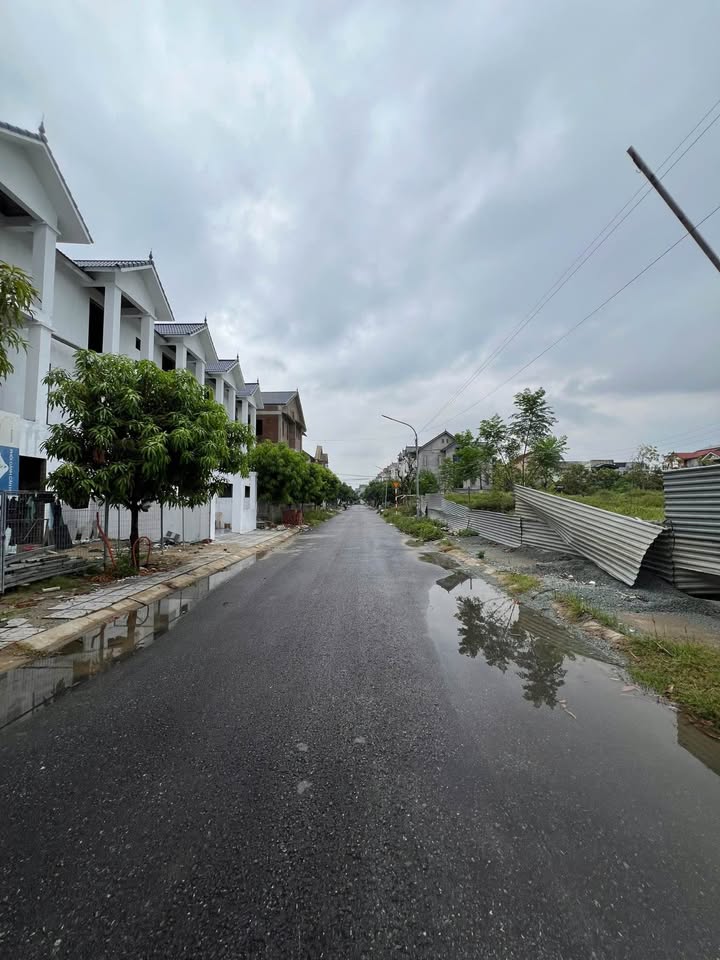 Nhà 3 tầng dự án Yên Hoà Vinh 120m² giá 7 tỷ - Kinh doanh thuận lợi!