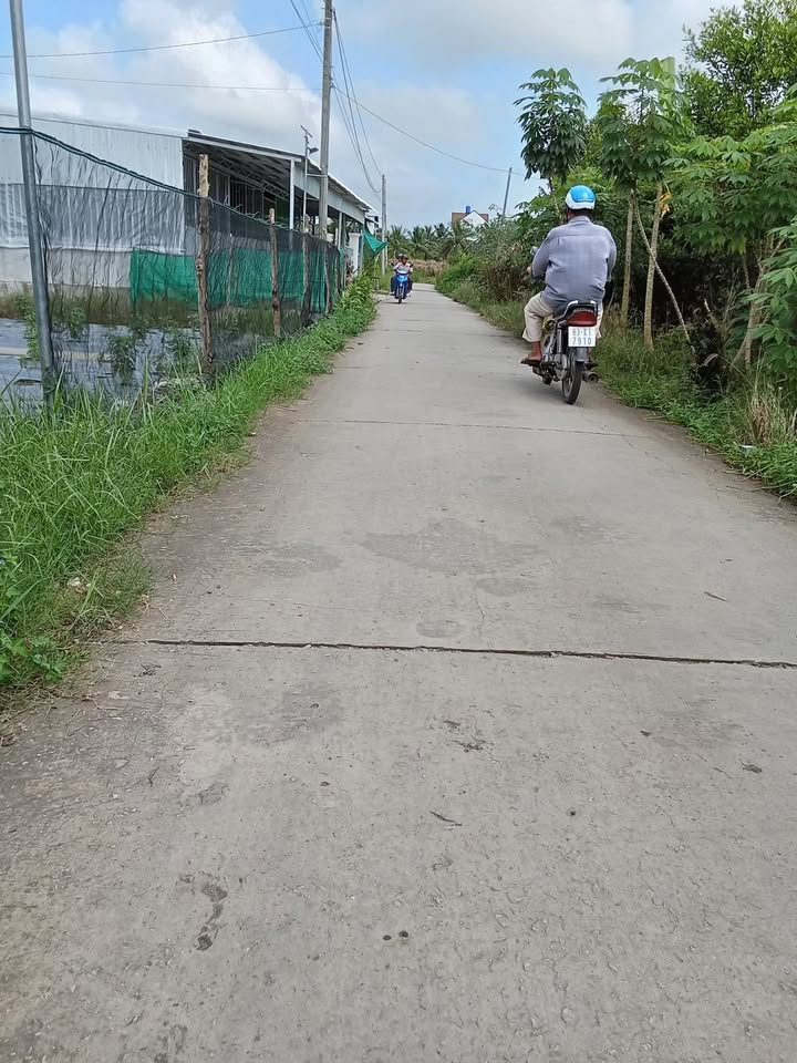 Đất nền 1530m² Thị Trấn Kế Sách - Gần chợ mới, chỉ 15.3 tỷ