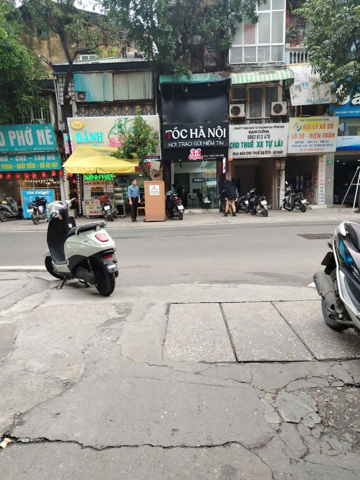 Căn hộ tập thể tầng 1 Khu C Kim Liên 40m² giá 3 tỷ - Kinh doanh ngay!