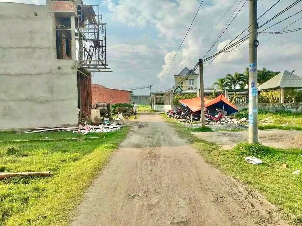 Đất thổ cư 85m² xã Đức Hòa Đông giá 900 triệu - Sổ hồng riêng, đầu tư sinh lời!