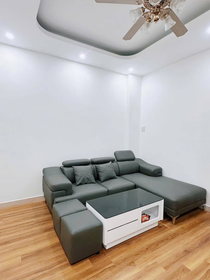 Căn hộ 70m² Chung cư Hưng Phú Lô A - Full nội thất cao cấp, chỉ 10 triệu/tháng!