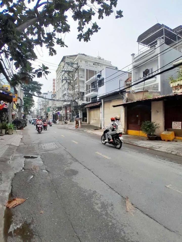 Nhà mặt tiền đường Bình Giã, quận Tân Bình, 87m² - Không gian lý tưởng cho kinh doanh!