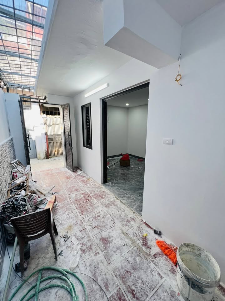 Nhà riêng Mai Động 50m² giá 2.68 tỷ - Sân để xe riêng rộng rãi!