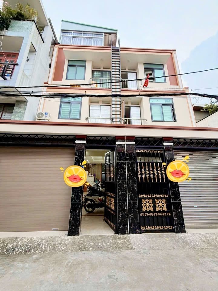 Căn hộ dịch vụ 4 tầng tại Thủ Đức 90m² giá 8.5 tỷ - Đầu tư sinh lời ngay!