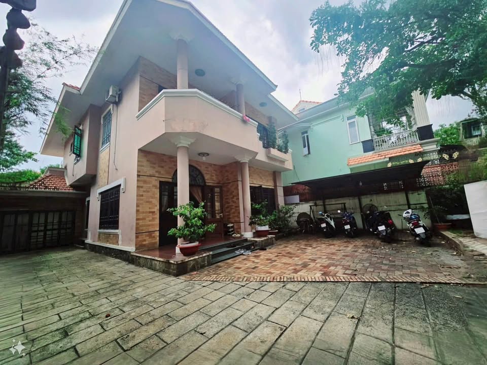 Biệt thự khu Dầu Khí P27 Bình Thạnh 389m² giá 42.5 tỷ - Cần thanh khoản gấp!