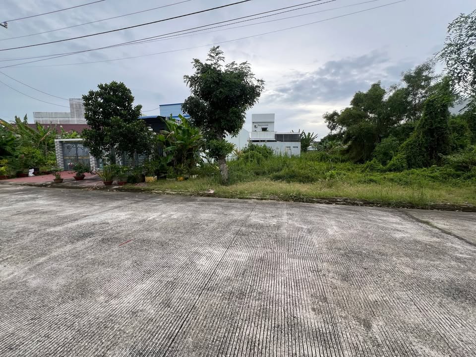 Đất nền Phó Đức Chính, Cà Mau 143m² - Gần trường chuyên Phan Ngọc Hiển!