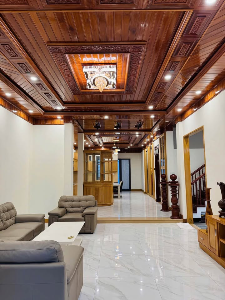 Đất Bùi Tá Hán, Khu Nam Việt Á 250m² giá 2x.x tỷ - Bán đất tặng biệt thự!