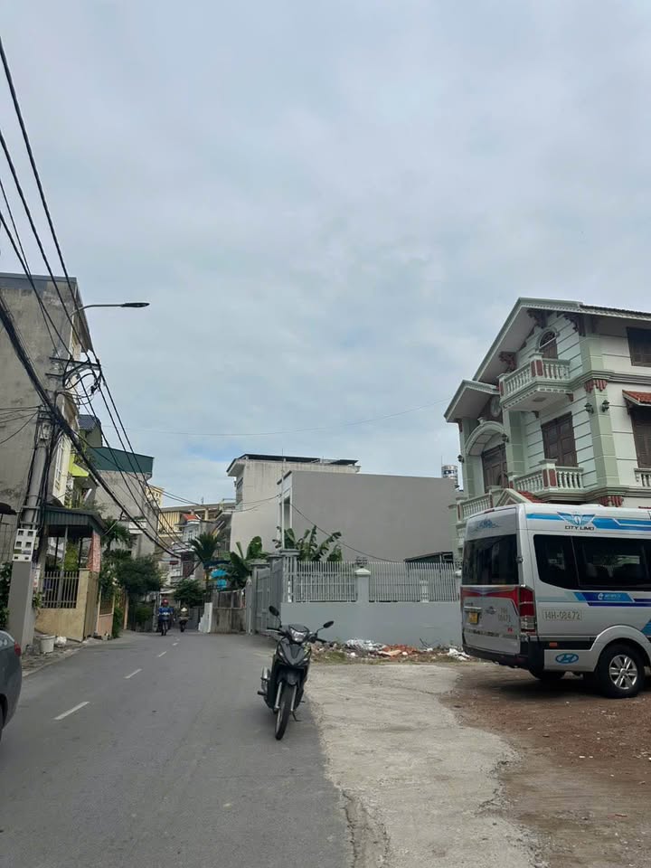 Đất mặt đường Tổ 6, Khu 6 Bãi Cháy 86m² giá 3 tỷ - Vị trí đắc địa, tiện ích đầy đủ!