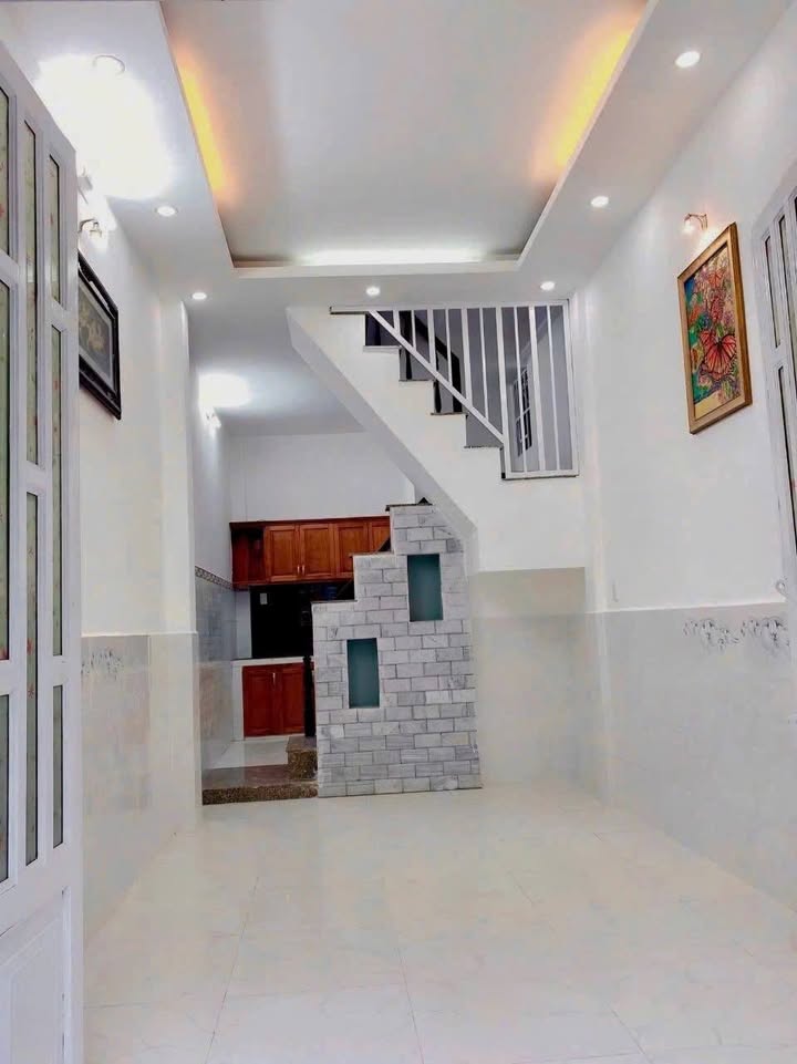 Nhà phố Vĩnh Viễn, Quận 10, 25m² giá 6.9 tỷ - Gần chợ Nguyễn Tri Phương!