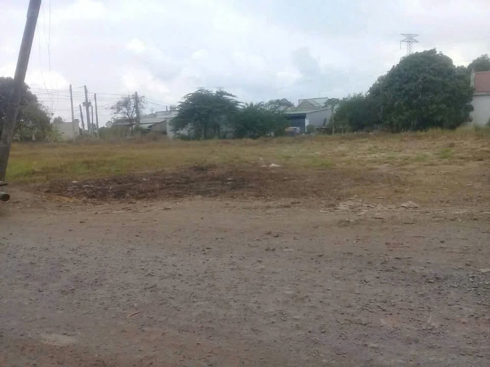 Đất nền 860m² xã Mỹ Hạnh Tây, giá 8 tỷ - Pháp lý sổ đỏ chính chủ!