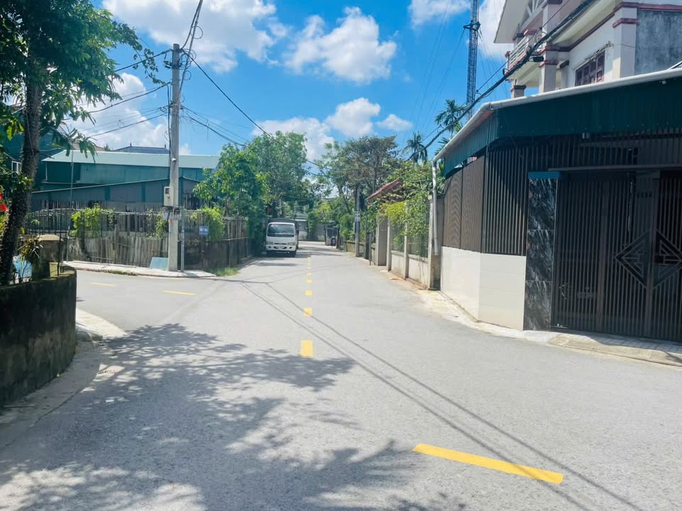 Nhà mặt đường Phú Hào, phường Thành Sen, 131.1m² giá 3 tỷ - Đầu tư sinh lời tốt!