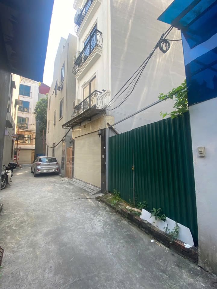 Đất phố Đức Giang Long Biên 50m² giá 6 tỷ - Đầu tư tiềm năng không thể bỏ lỡ!