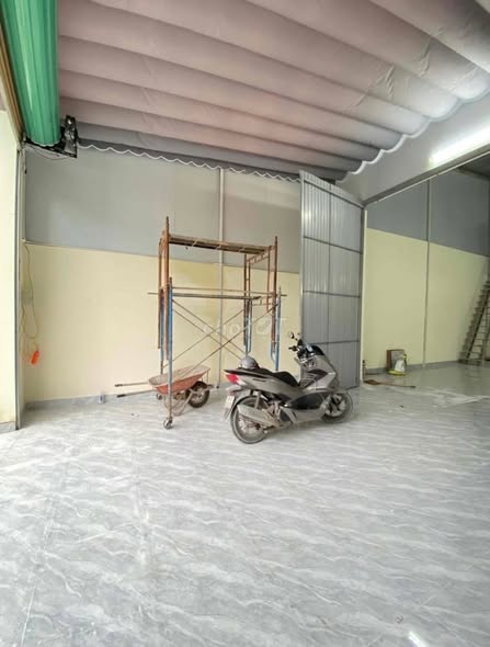 Kho xưởng cho thuê tại xã Xuân Thới Sơn, Hóc Môn 120m² giá chỉ 7 triệu - Không gian thoáng đãng, tiện lợi!