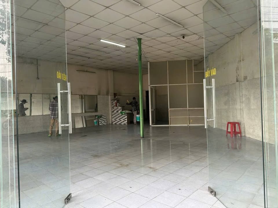 Cho thuê mặt bằng kinh doanh mặt tiền Quốc lộ 13, Thuận An 169m² giá chỉ 50 triệu/tháng - Đầu tư sinh lời ngay!
