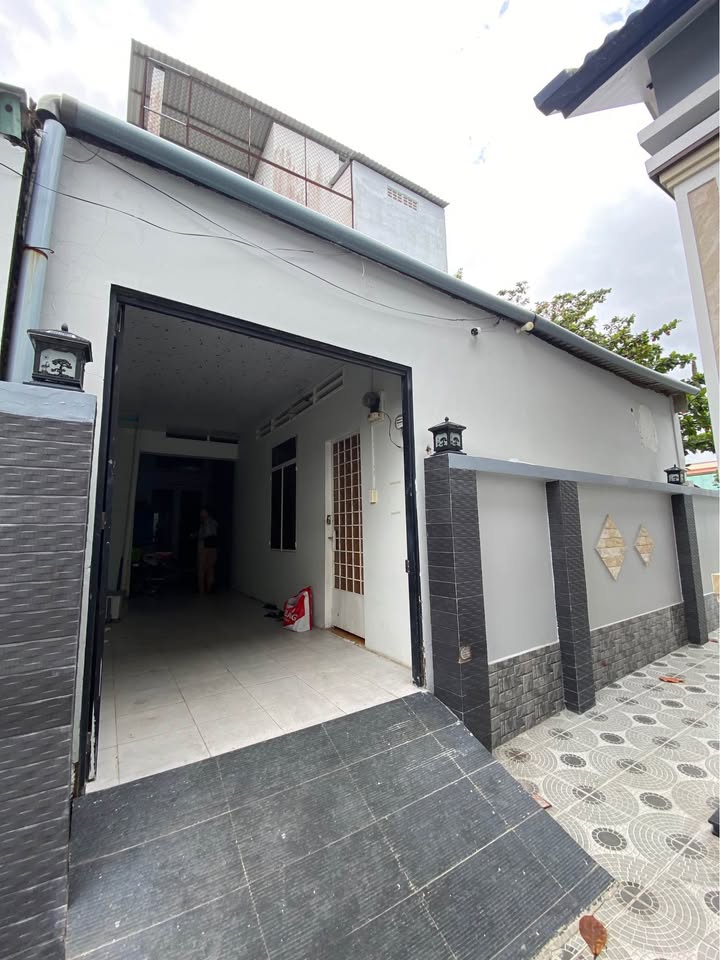 Nhà mặt tiền Ngô Gia Tự, TP Mỹ Tho 320m² giá 16.5 tỷ - Đầu tư sinh lời ngay!