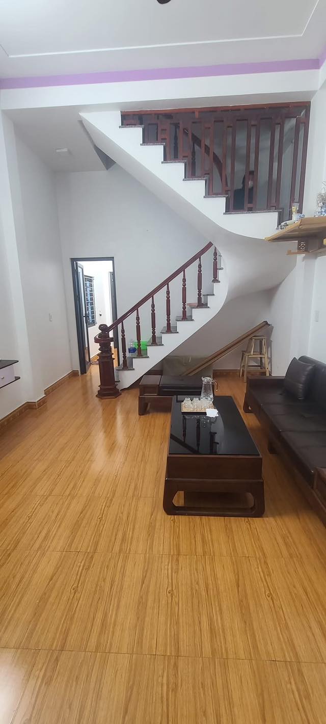 Nhà riêng Tân Bình 82m² giá 1 tỷ - Thiết kế vững chắc và tiềm năng phát triển!