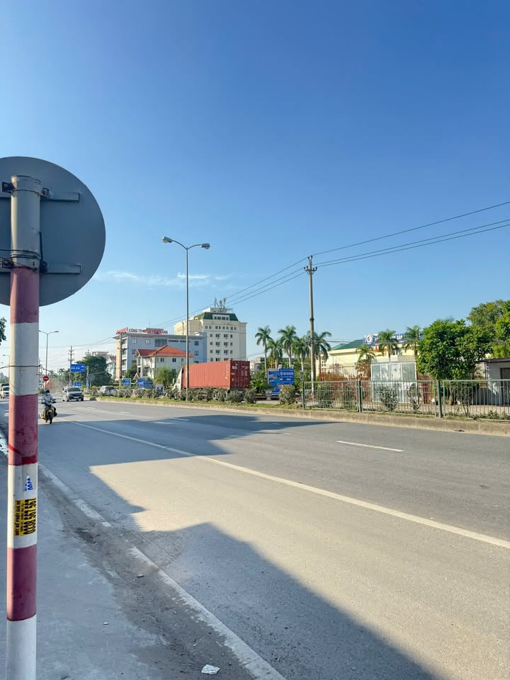 Đất lô góc 35m² mặt đường 5 - Hồng Bàng - Hải Phòng giá 2 tỷ - Cơ hội đầu tư hiếm có!