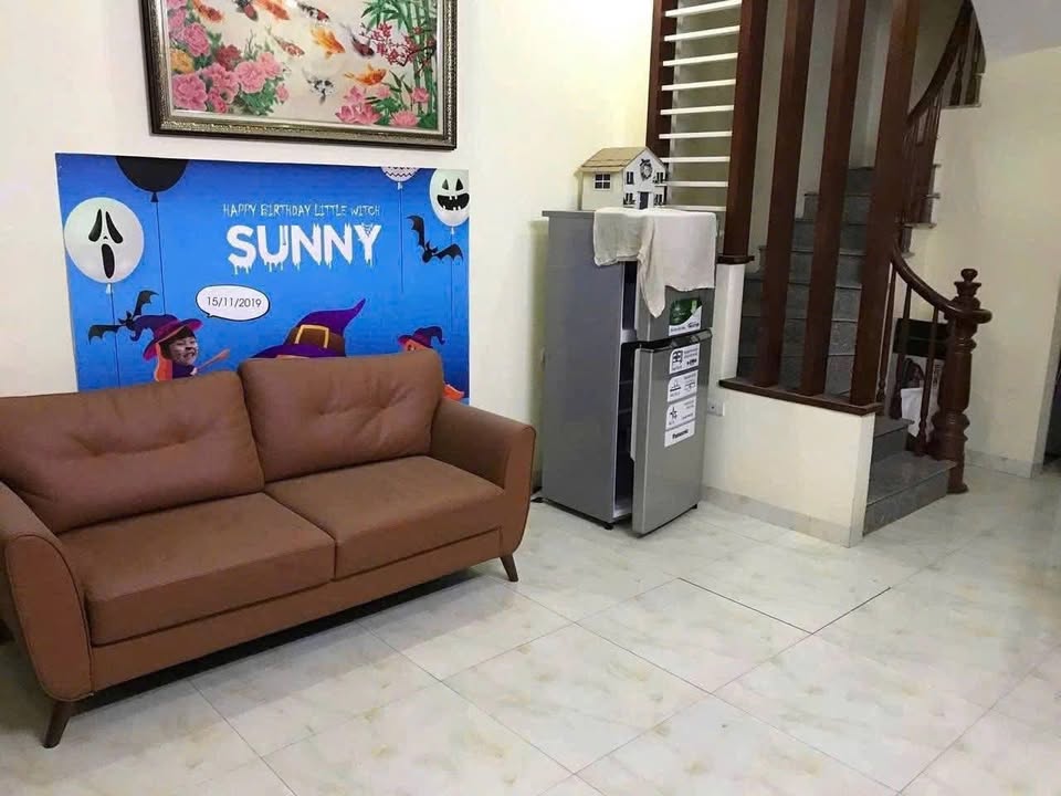 Nhà nguyên căn 5 tầng tại Trần Cung, Cổ Nhuế 1, Bắc Từ Liêm - Giá 11 triệu/tháng, full nội thất!