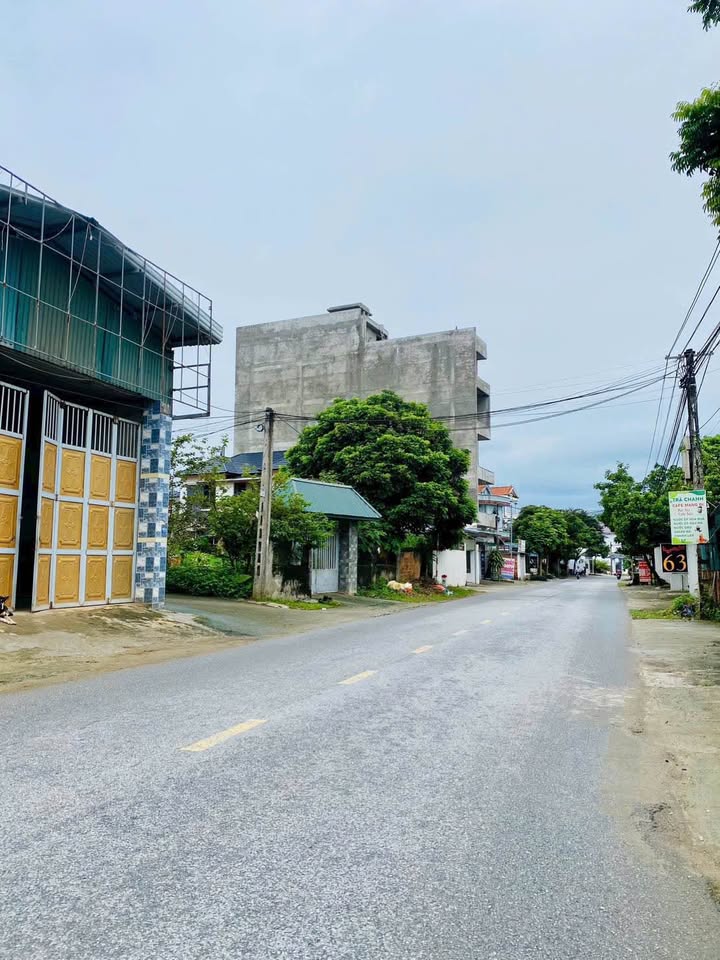 Đất mặt đường Hoàng Oanh, Hương Sơn, 240m² giá 5.5 tỷ - Đầu tư sinh lời!