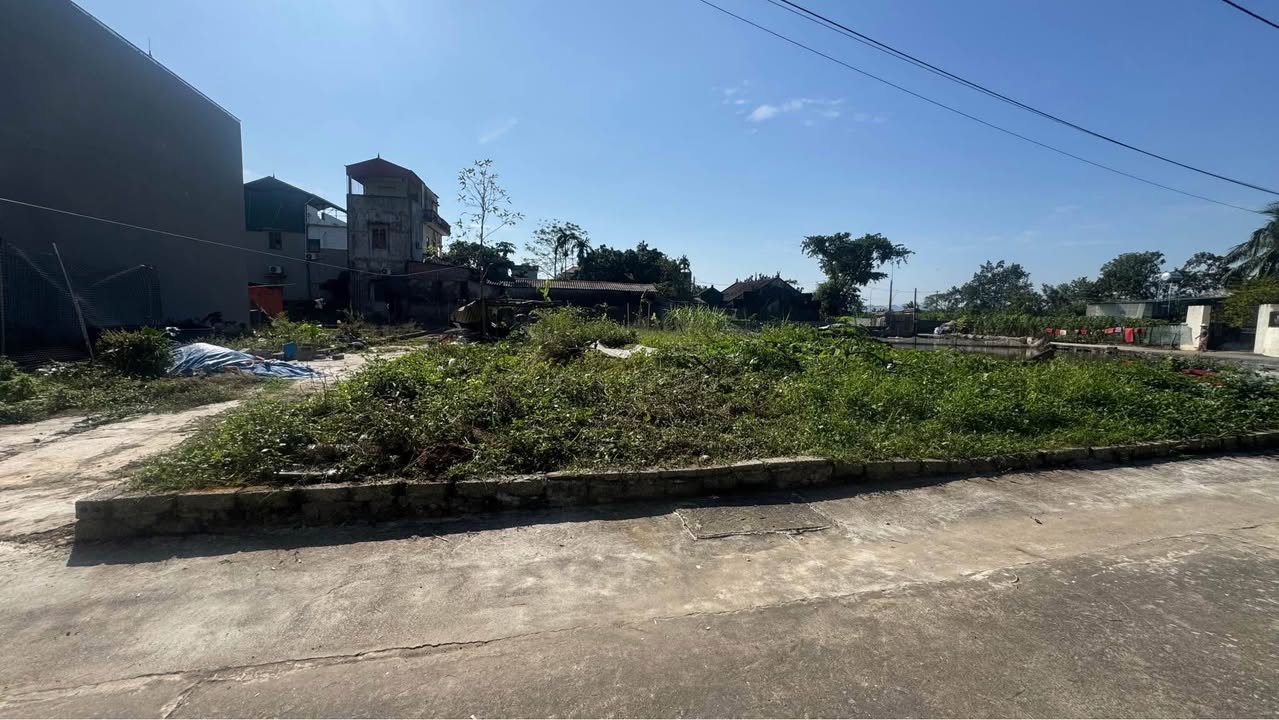 Đất nền góc 3 mặt thoáng tại thôn Phù Yên, xã Viên An - Diện tích 74m², giá thỏa thuận!