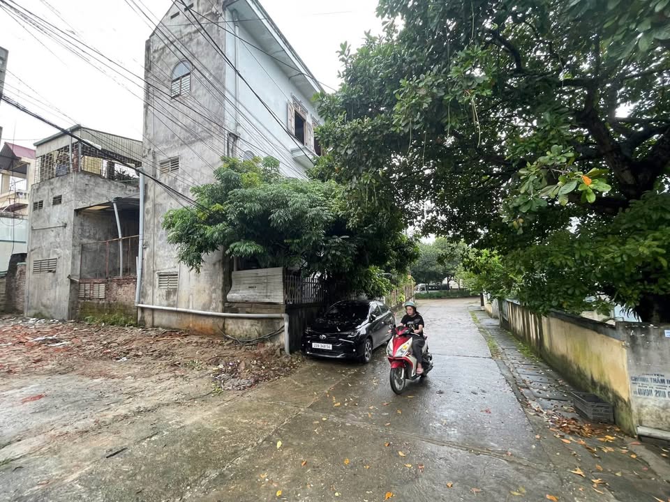 Đất nền Tổ 9, phường Hưng Thành, 99m² giá 2.5 tỷ - Đường rộng ô tô tránh nhau thoải mái!