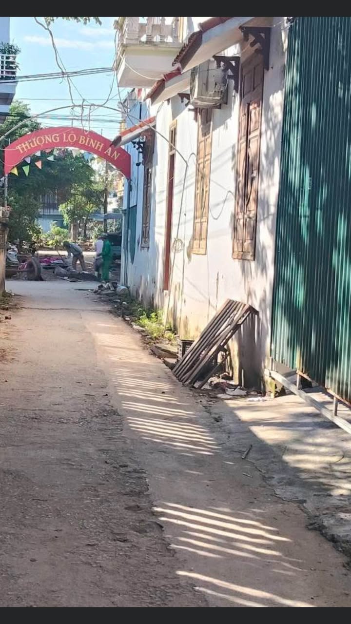 Đất nền mặt ngõ Thành Công, Hồng Vân 63m² giá 4.x tỷ - Vị trí đắc địa, giao thông thuận tiện!