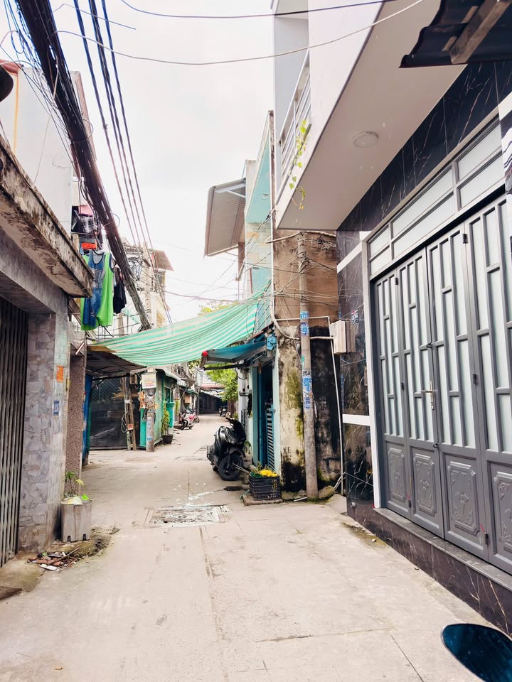 Nhà bán quận 8, đường Bình Hưng 15m² giá 1.38 tỷ - Khu an ninh, tiện nghi!